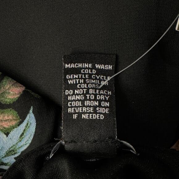 RUE 21 Medium Romper Floral Surplice V-Neck Lined Cutout Long Sleeves Multicolor - Picture 7 of 7